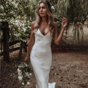 Grace Loves Lace - DOVE Dress